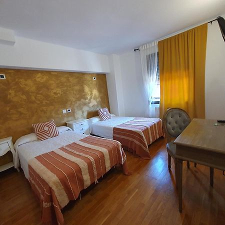 Hotel Villa De לרמה מראה חיצוני תמונה